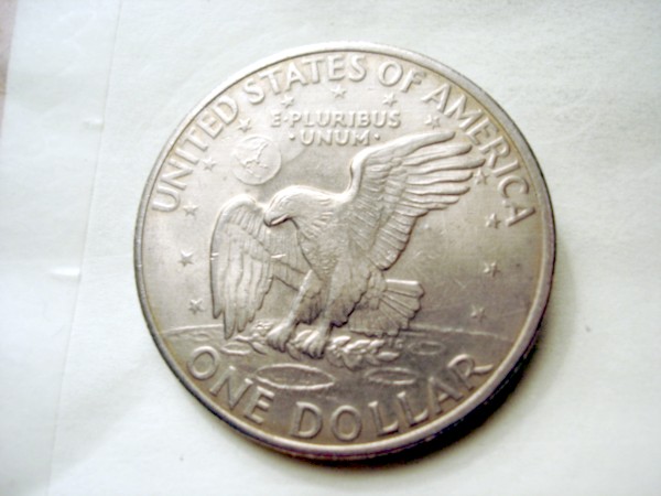 1971-D-Ike-Dollar-Talon-Head,-Upside-Down-U,-Jawline-Die-Clash
